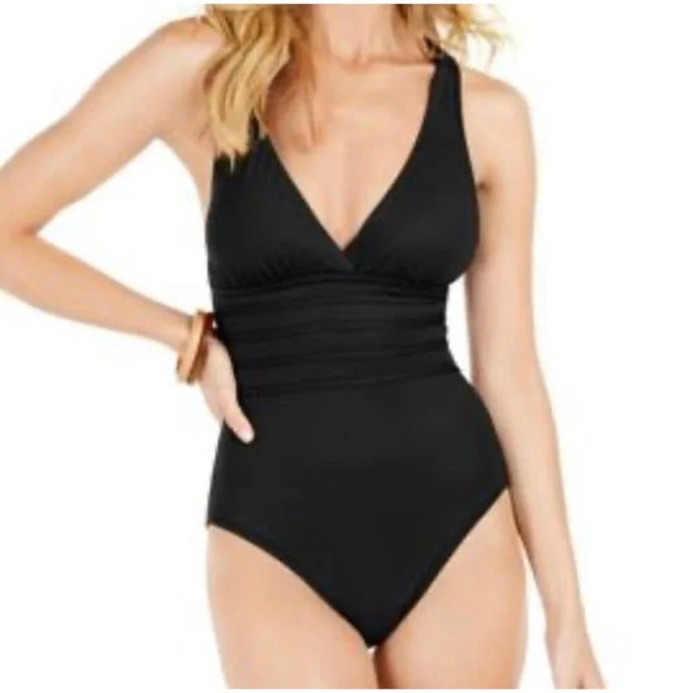 La Blanca Island Goddess Multistrap Cross Back One Piece Swimsuit Size 6 New